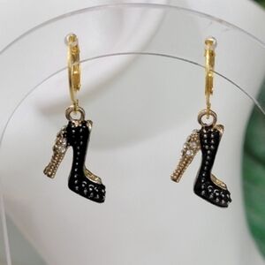 PUMP huggie Earrings. Gold Black Crystal Earrings. Hand Crafted